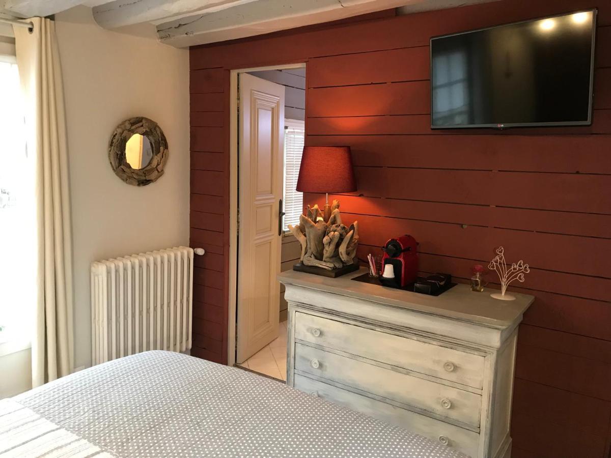 La Taniere Des Ours Bed and Breakfast Chaumont-sur-Tharonne Eksteriør billede